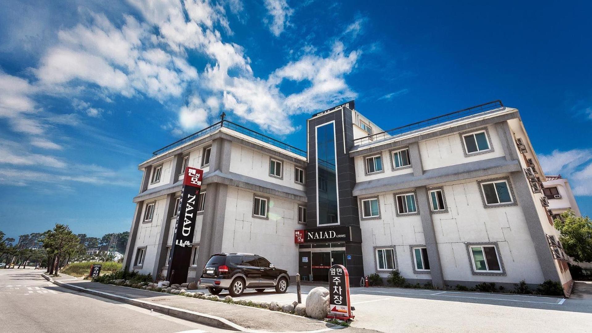 Gangreung Naiadeu Hotel Gangneung Exterior photo